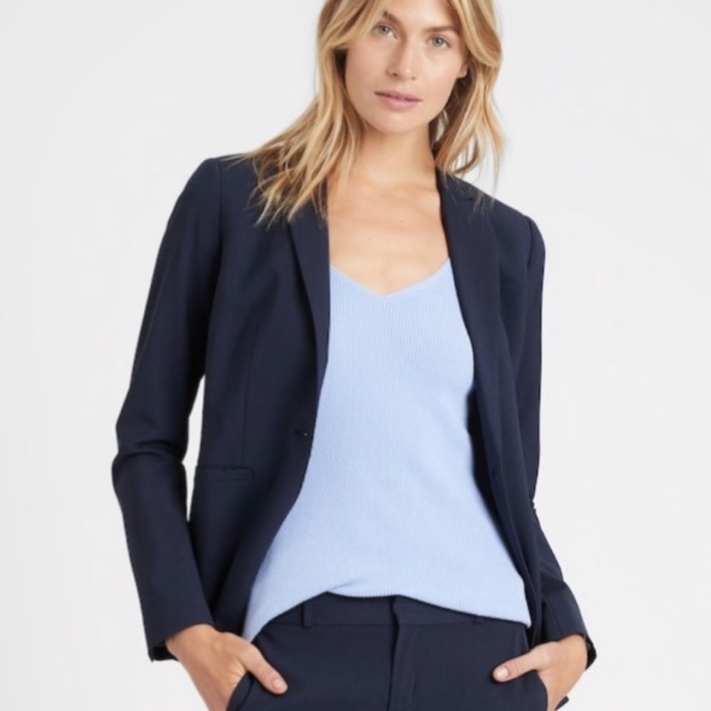 Banana Republic Long and Lean Fit Navy Blazer NWT - Picture 3 of 6